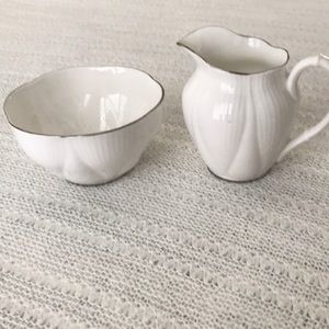 White bone China Sugar/creamer set- Royal Albert